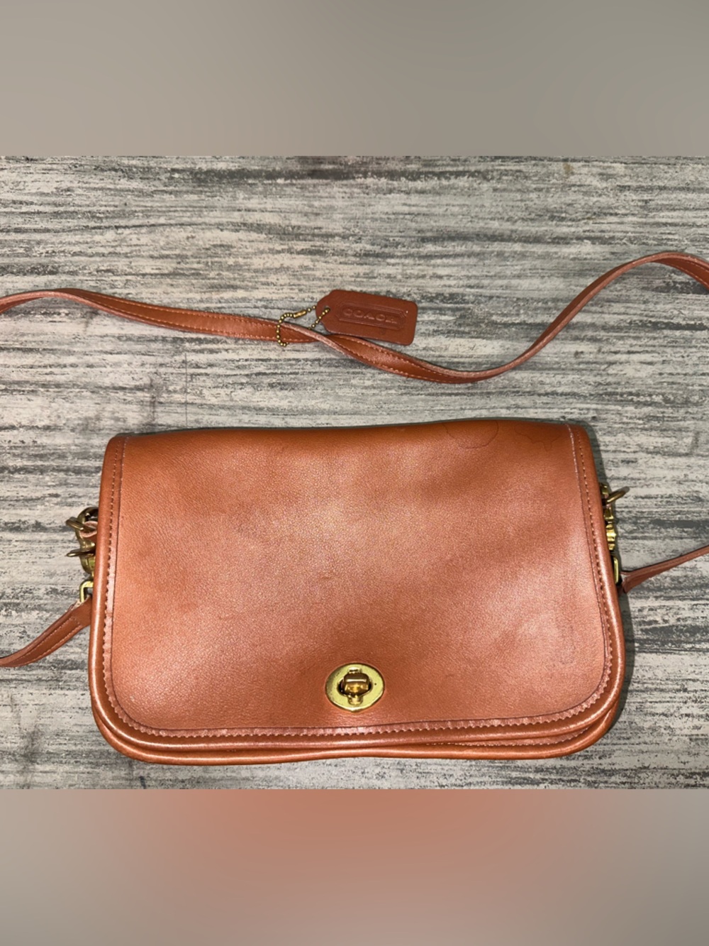 Vintage Coach Saddle Crossbody in British Tan, Real leather, No. 9755
